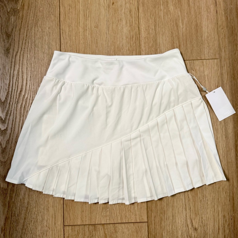 NWT Zella White Pleated Skort size Medium